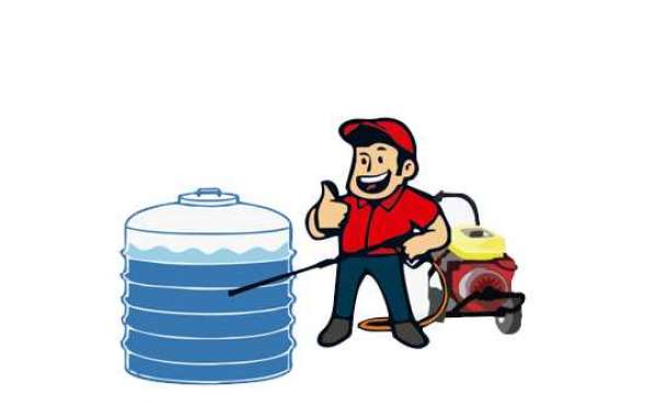 Cleaning water tanks