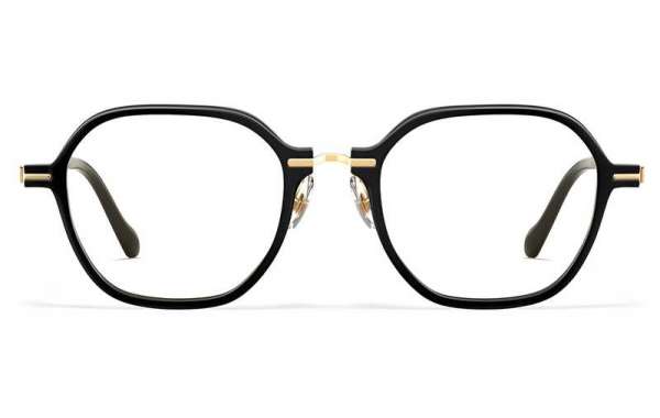 To Get A Pair Of Desired Eyeglasses Online For Yourselves